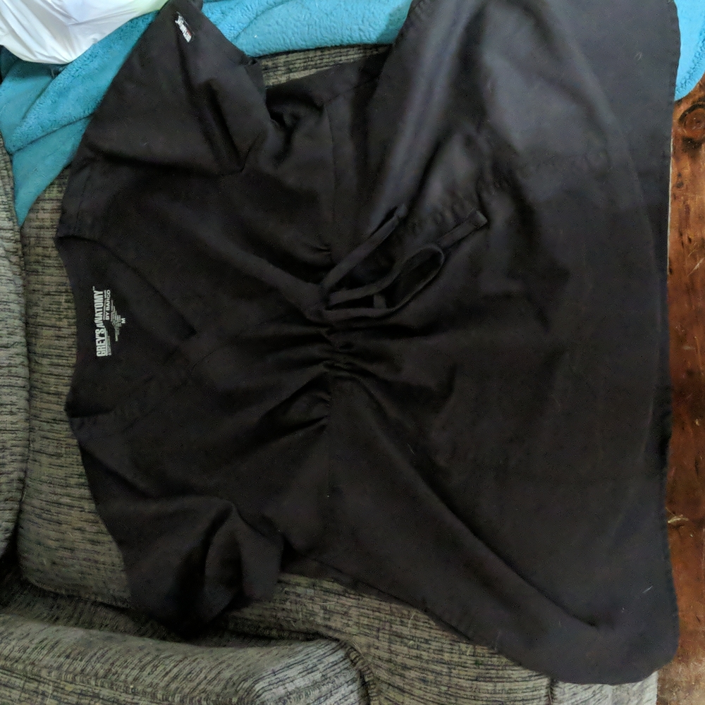 Maternity scrub top